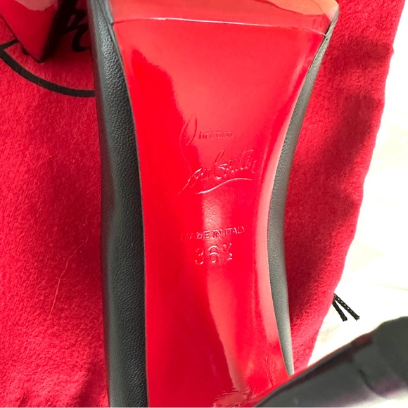 NWT Christian Louboutin Apostrophy Black Leather Pointed Red-Sole Pumps - Picture 8 of 16